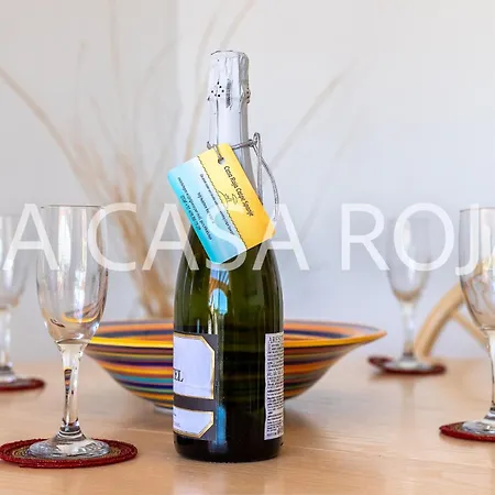 Casa Roja קלפה